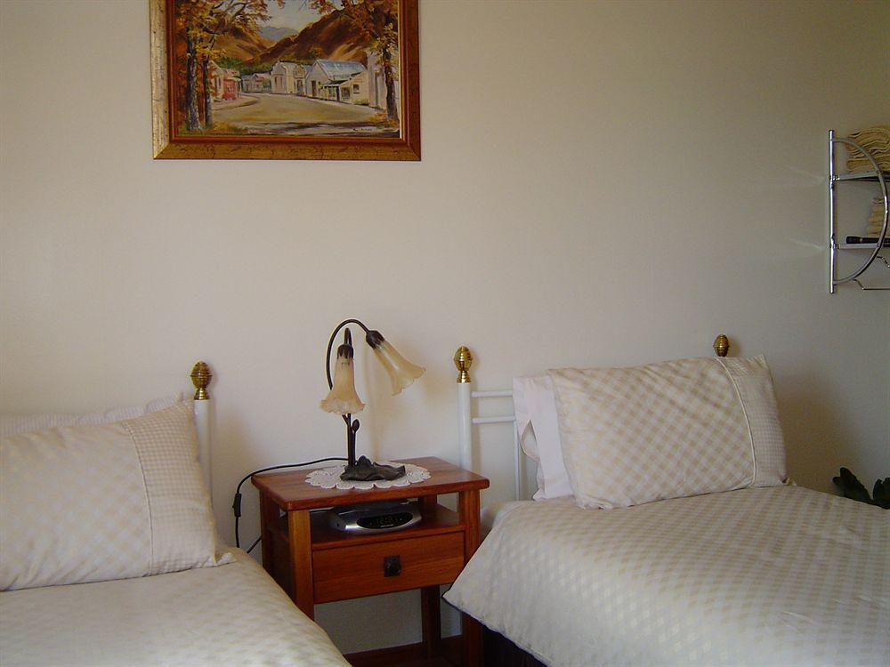 Olde Mill House B&B & Bike2Wine Cycle Hire Renwick Екстериор снимка