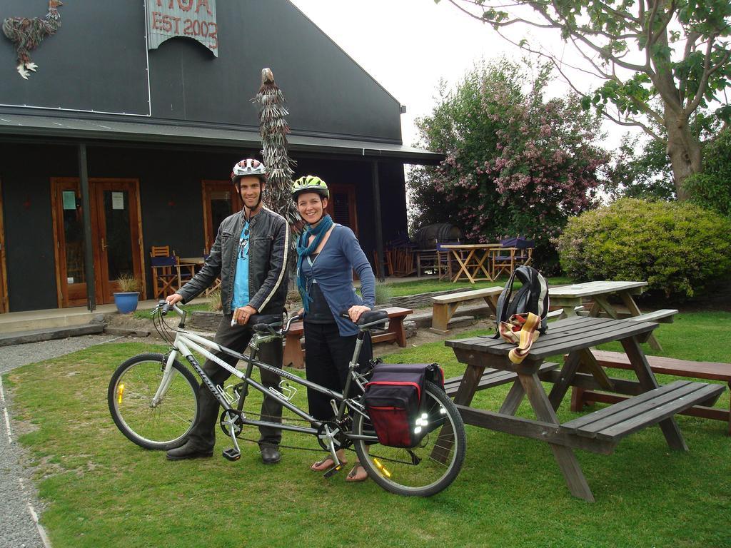 Olde Mill House B&B & Bike2Wine Cycle Hire Renwick Екстериор снимка