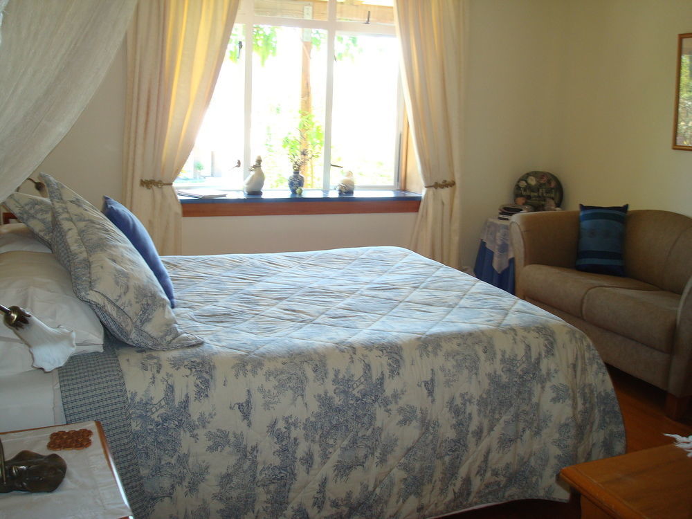 Olde Mill House B&B & Bike2Wine Cycle Hire Renwick Екстериор снимка