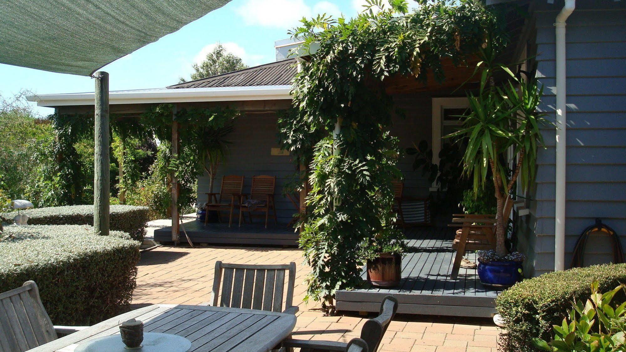 Olde Mill House B&B & Bike2Wine Cycle Hire Renwick Екстериор снимка